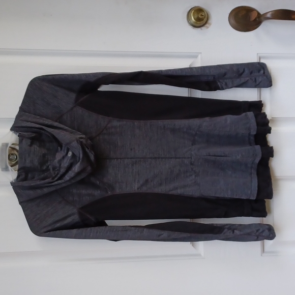 LULULEMON Yoga Running Hoodie Top Sz 4 - Picture 3 of 5